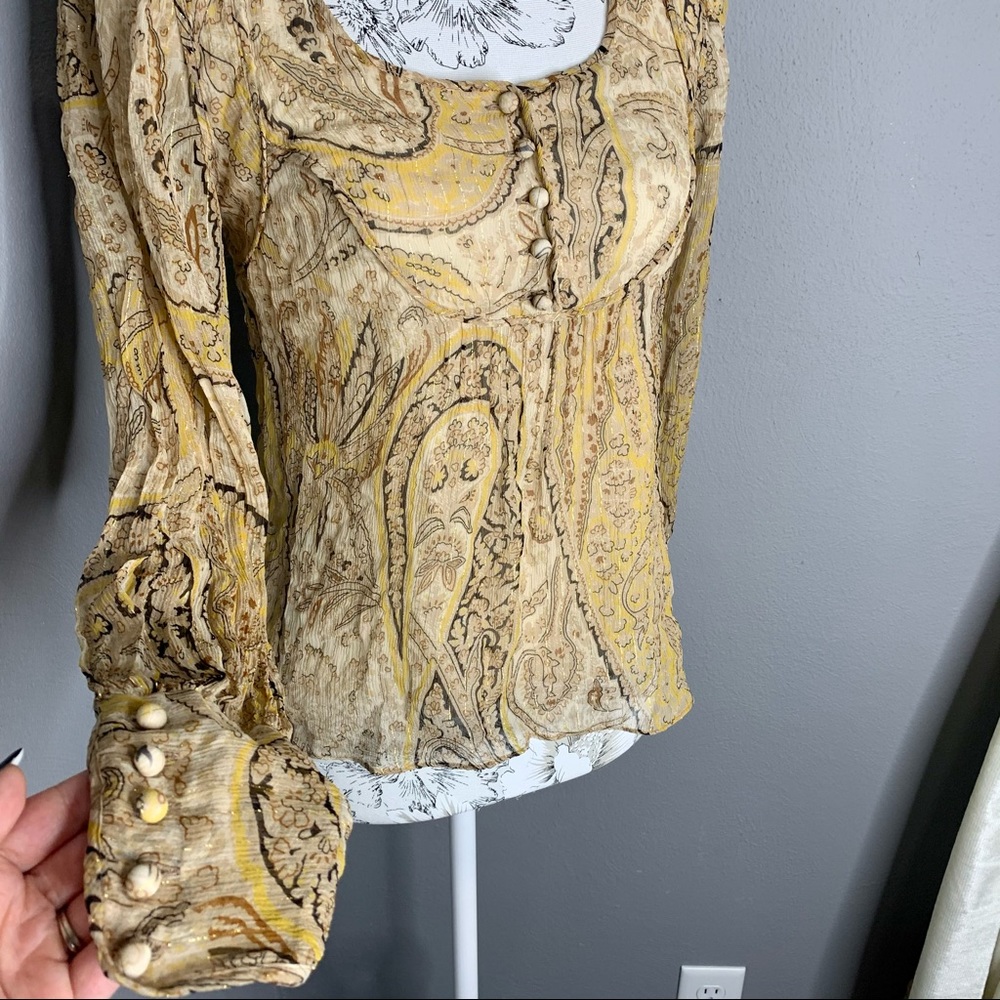 Bcbg Maxazria Women’s Silk Yellow Gold Top Small - Picture 2 of 4